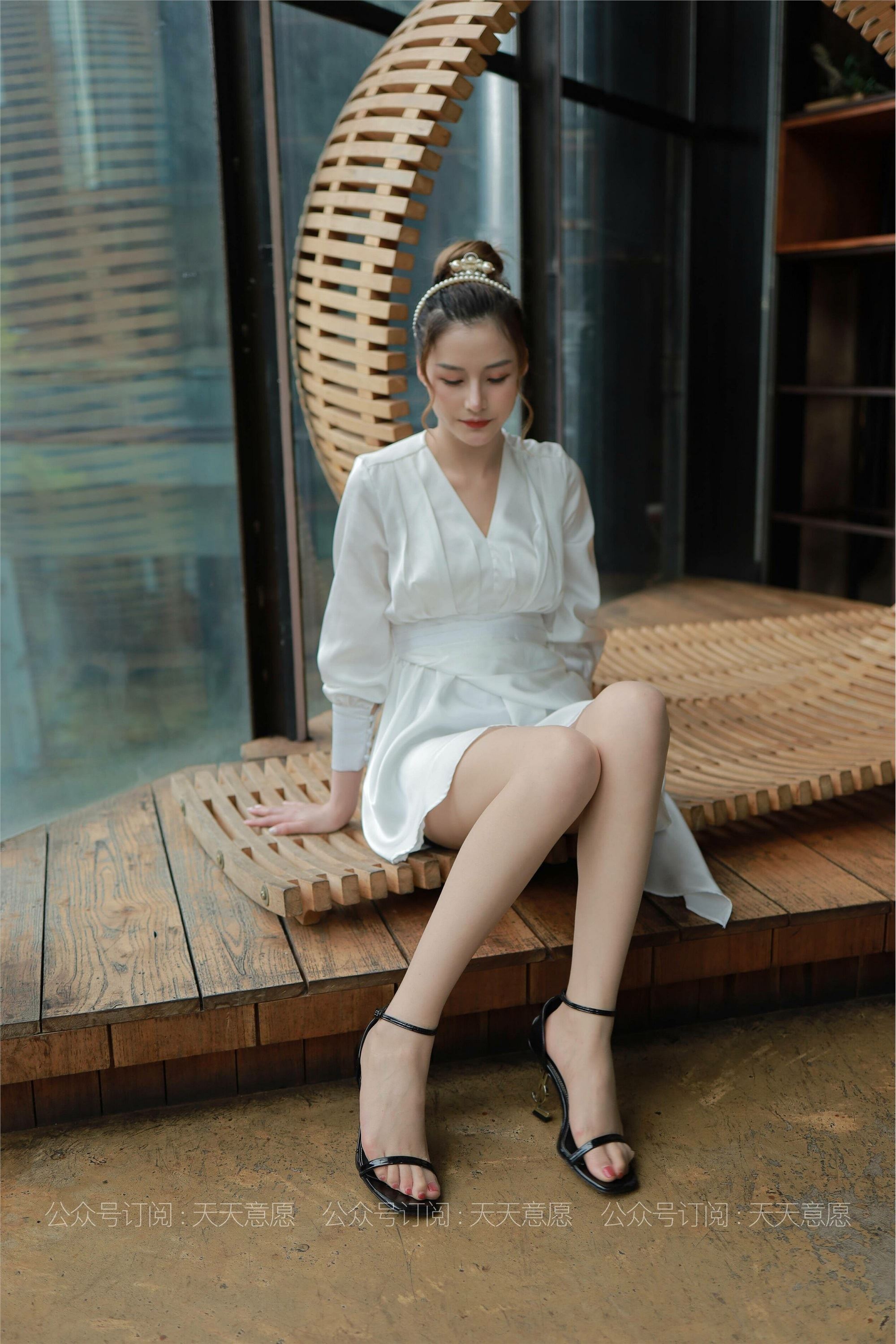 IESS异思趣向 - 模特：九妹《法式连衣裙》